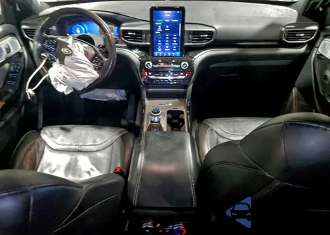 2021 Ford Explorer St z USA, uszkodzony, nr VIN 1FM5K8GC4MGB19628